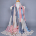 Moslemischer Schal des Frühlinges heißer geometrischer Streifen druckte Baumwollvoile-Schalfrauen hijab